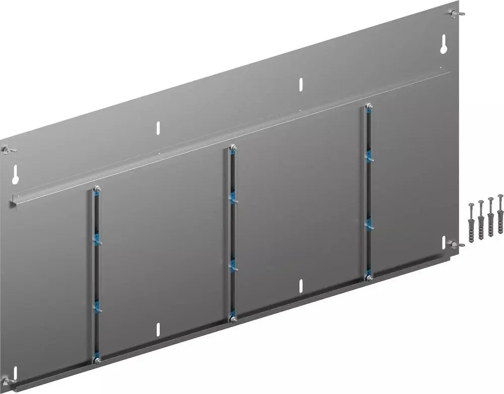 Schrankrückwand aus Metall mit mehreren Aussparungen und Befestigungselementen, geeignet für industrielle Anwendungen, angeboten von Uponor.